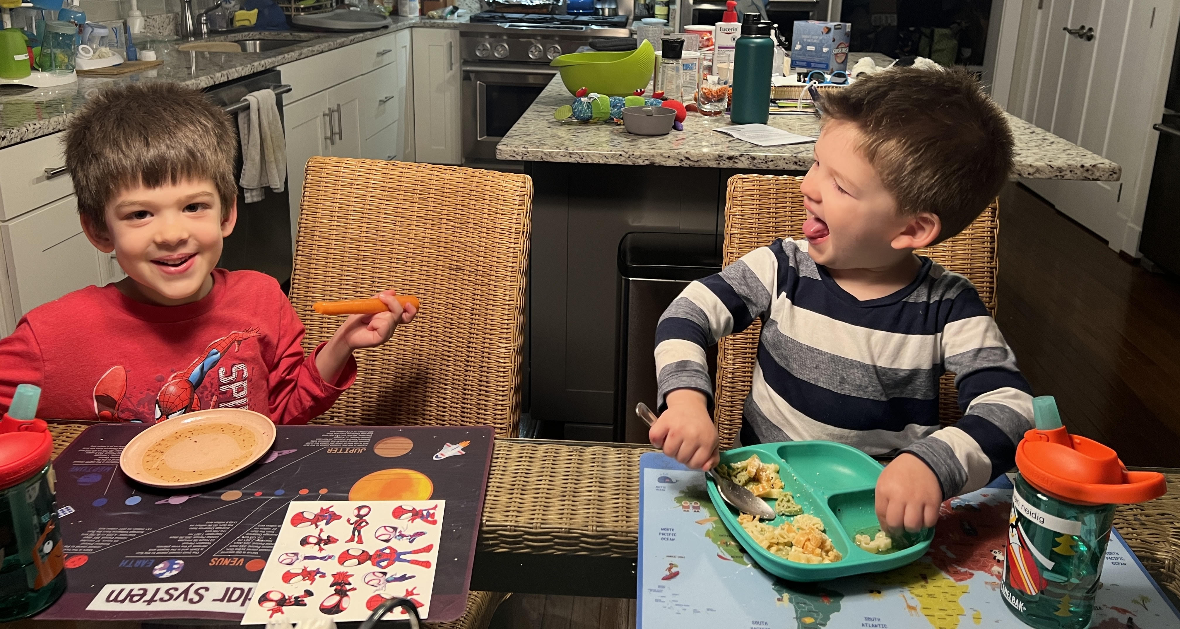nutrition food kids eating stages dinner lunch breakfast